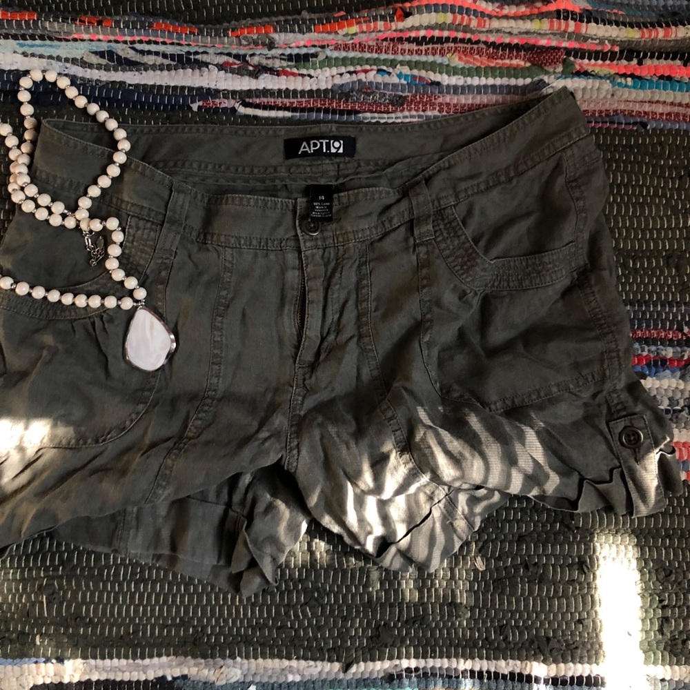 APT9 shorts